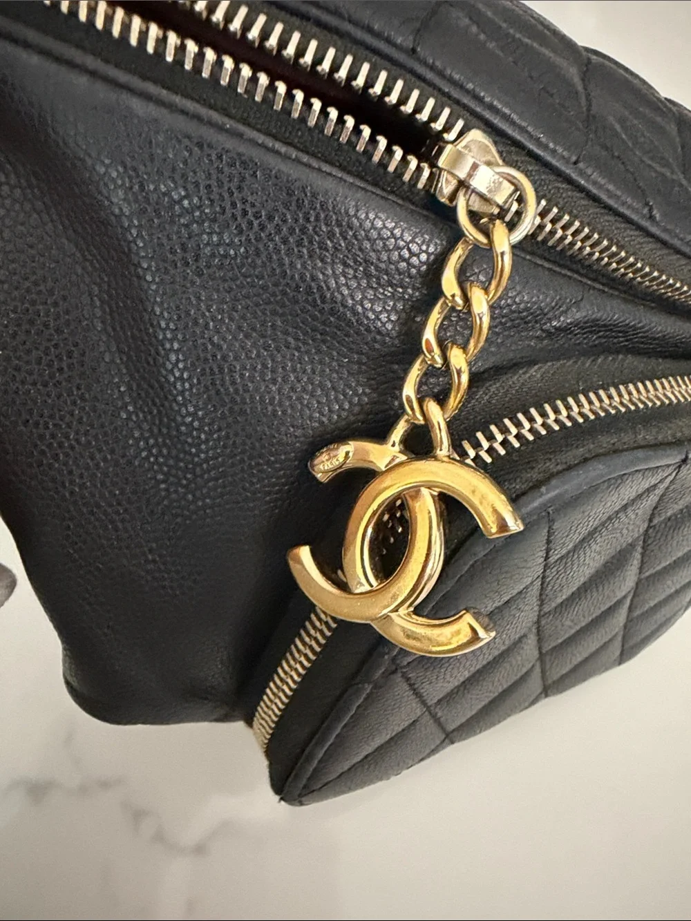 Chanel business Affinity caviar leather waist bag/ crossbody/ shoulder bag